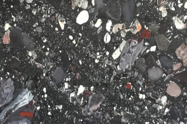 black pebble